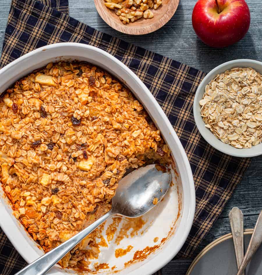 Read more about the article Spiced Cider Baked Oatmeal