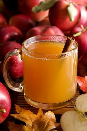 Fall Face-Off: Apple Cider vs. Pumpkin Spice Latte